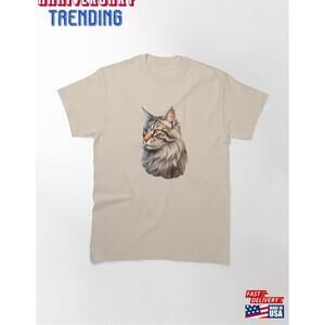 Curious Maine Coon Gaze Detailed Feline Portrait Classic Tshirt
